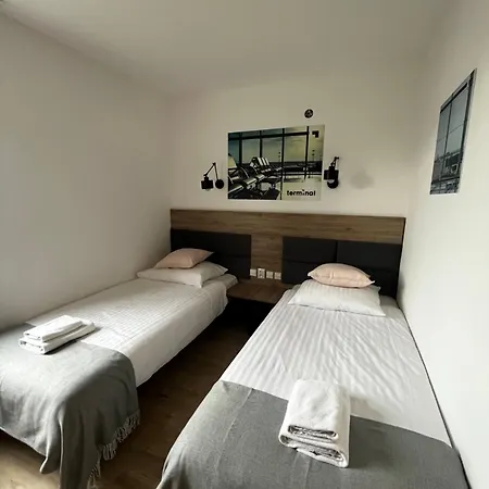 Lägenhetshotell Terminal Airport 3*